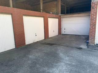 Te huur garage, ideaal voor gebruik als stockage ruimte