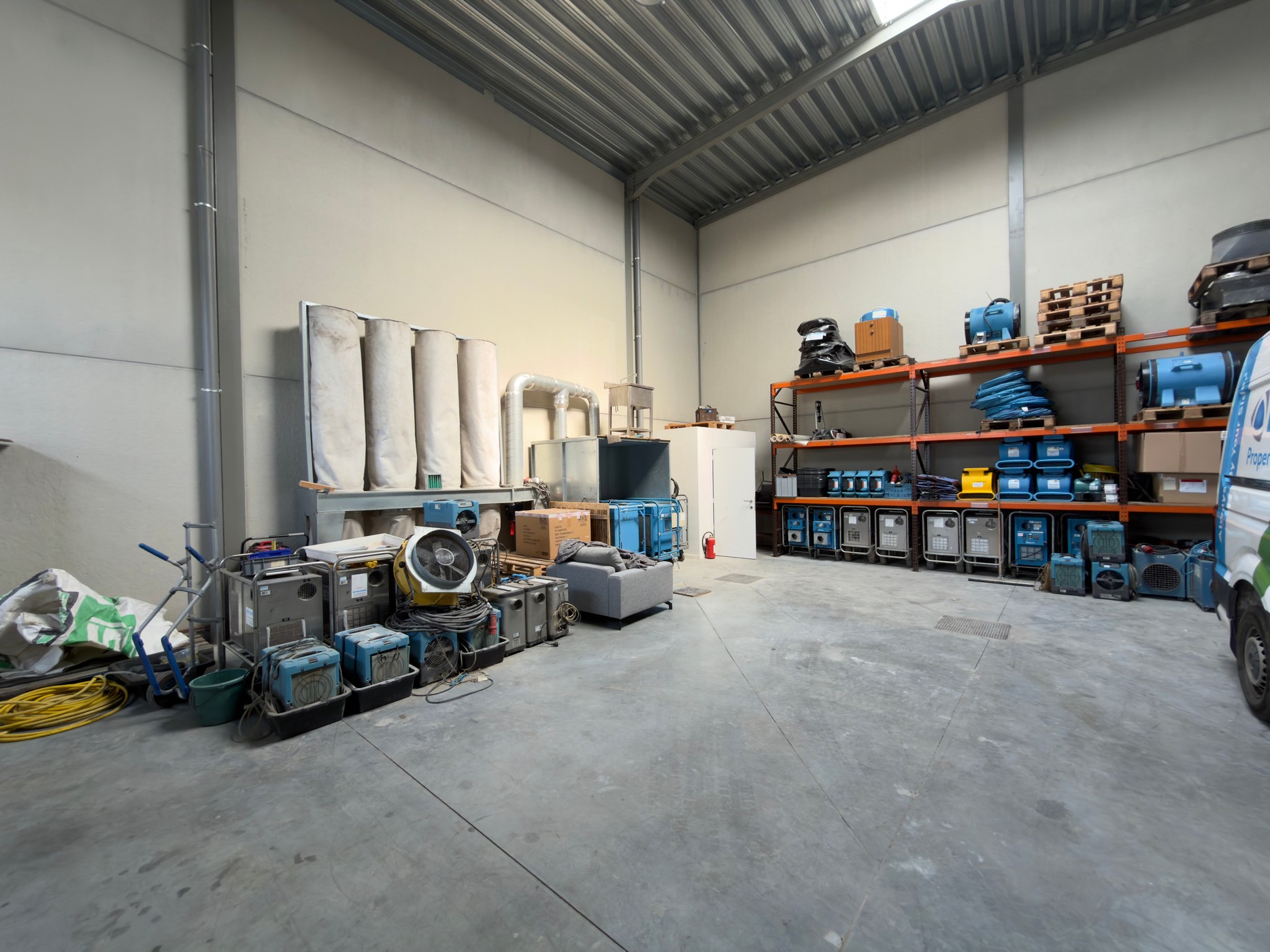 KMO Unit 167m² met kantoor in Kruisem - photo 4