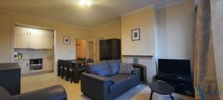 Dit praktisch gelijkvloers appartement is gelegen op een unieke locatie aan zee. Het directe contact met de promenade maken dit appartement bijzonder...