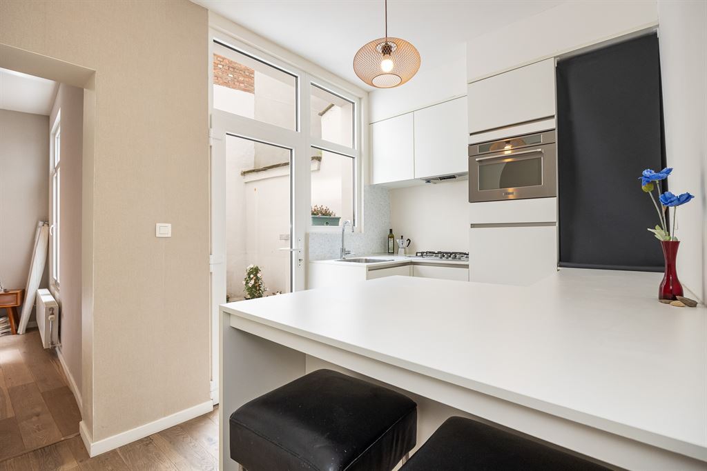 Instapklaar gelijkvloersappartement op toplocatie - foto 4
