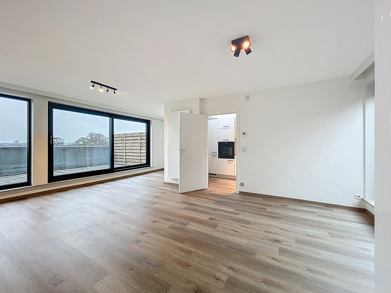 Apartment for sale in Roeselare with 2 bedrooms - photo 1