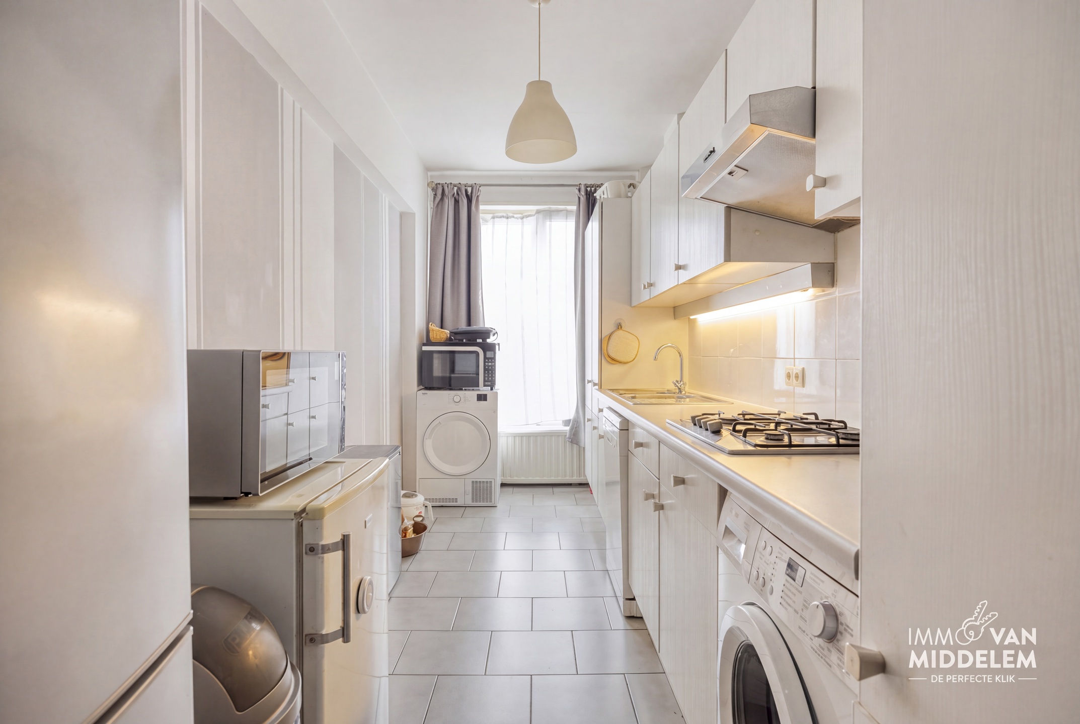 LICHTRIJK 1-SLAAPKAMERAPPARTEMENT MET STAANPLAATS - foto 4