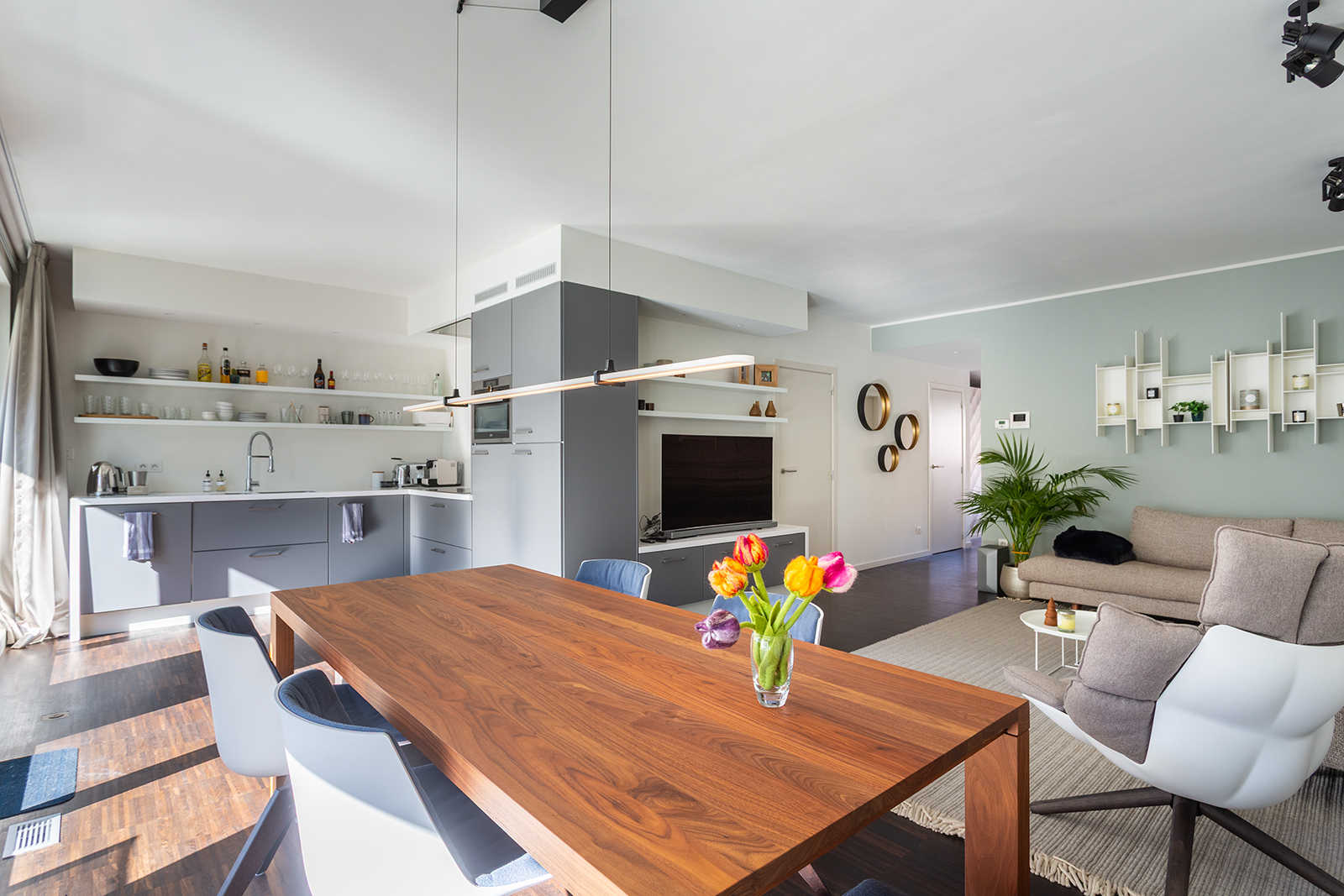 Luxueus en gemeubeld appartement met twee terrassen en parking op het Zuid - foto 3