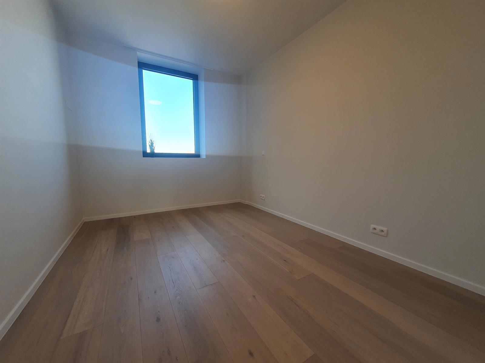 Apartment for rent in Kortrijk with 2 bedrooms - photo 5