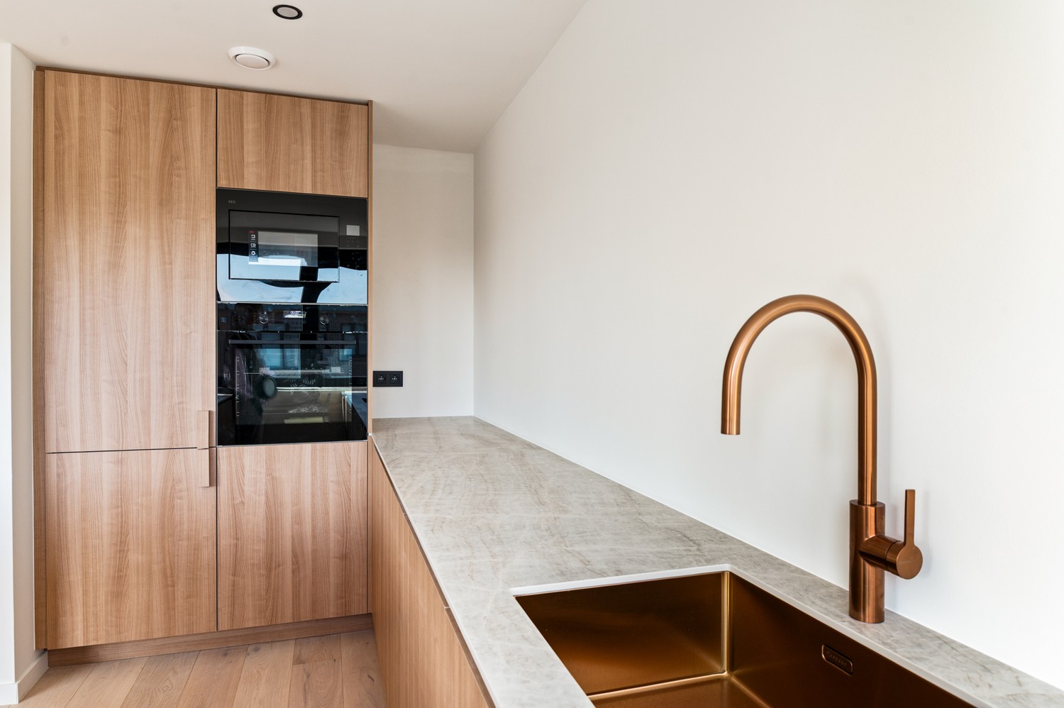 Luxueus appartement met 2 slpk en terras te Berchem - foto 2