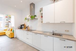 BEZOEKMOMENT op woensdag 27 augustus tussen 16u00 en 18U00 (enkel op afspraak!)Modern comfort in combinatie met de authenticiteit van een...