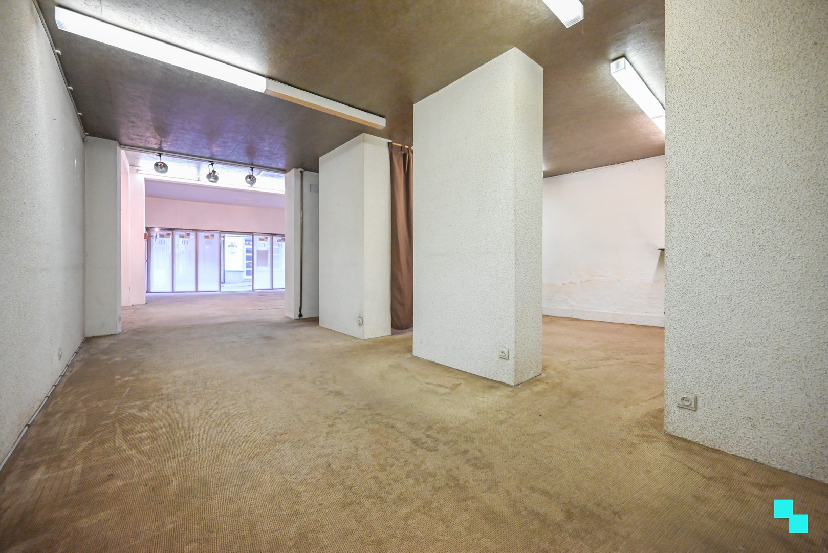 Ruime woonst met tal van mogelijkheden nabij centrum Izegem - photo 5