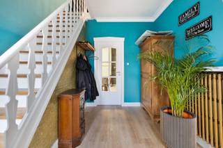 Deze gezinswoning is rustig doch centraal gelegen in de straat Roggendries in het centrum van Geel-Sint-Dimpna. Door zijn centrale ligging...