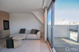 In de Residentie Dolce Vita bevindt zich dit magnifiek gerenoveerd duplex appartement met 2 volwaardige slaapkamers, op enkele passen van...