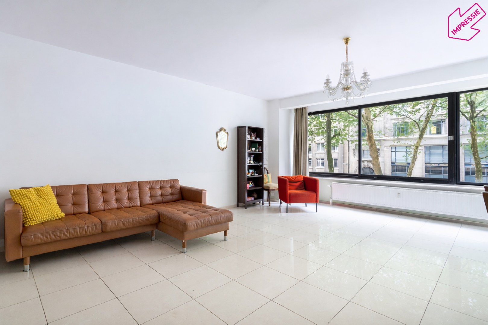 Uiterst ruim vierslaapkamer appartement tussen het Stadspark en de Theaterbuurt! - foto 2