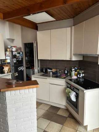 Een gezellige lichtrijke woning met 3 ruime slaapkamers met een tuintje, niet te groot, tevens met een terrasje in een rustige zijstraat van de...