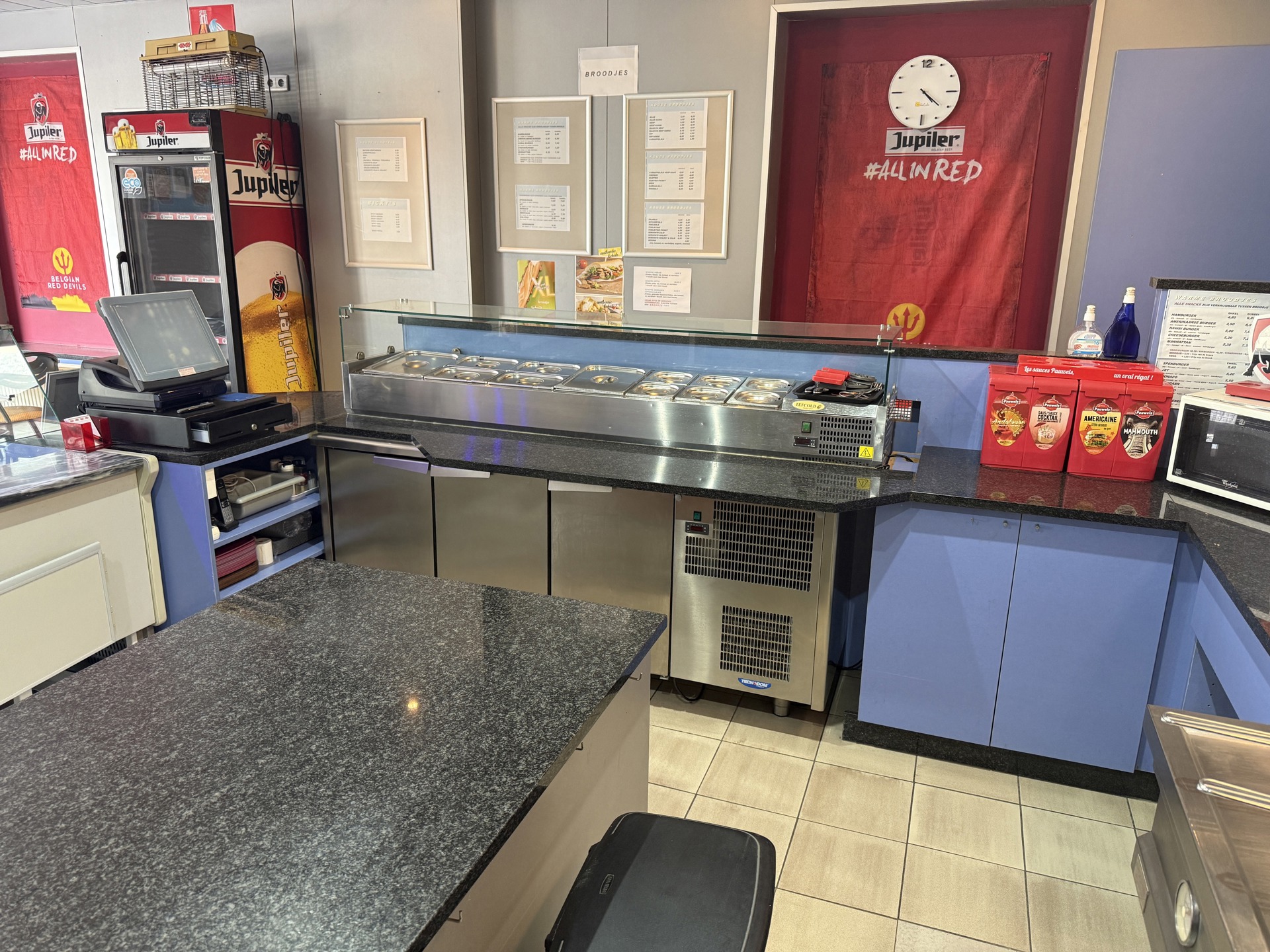 Te koop: Handelshuis met woonst – Instapklare frituur met woonst op toplocatie in Vorst - foto 5