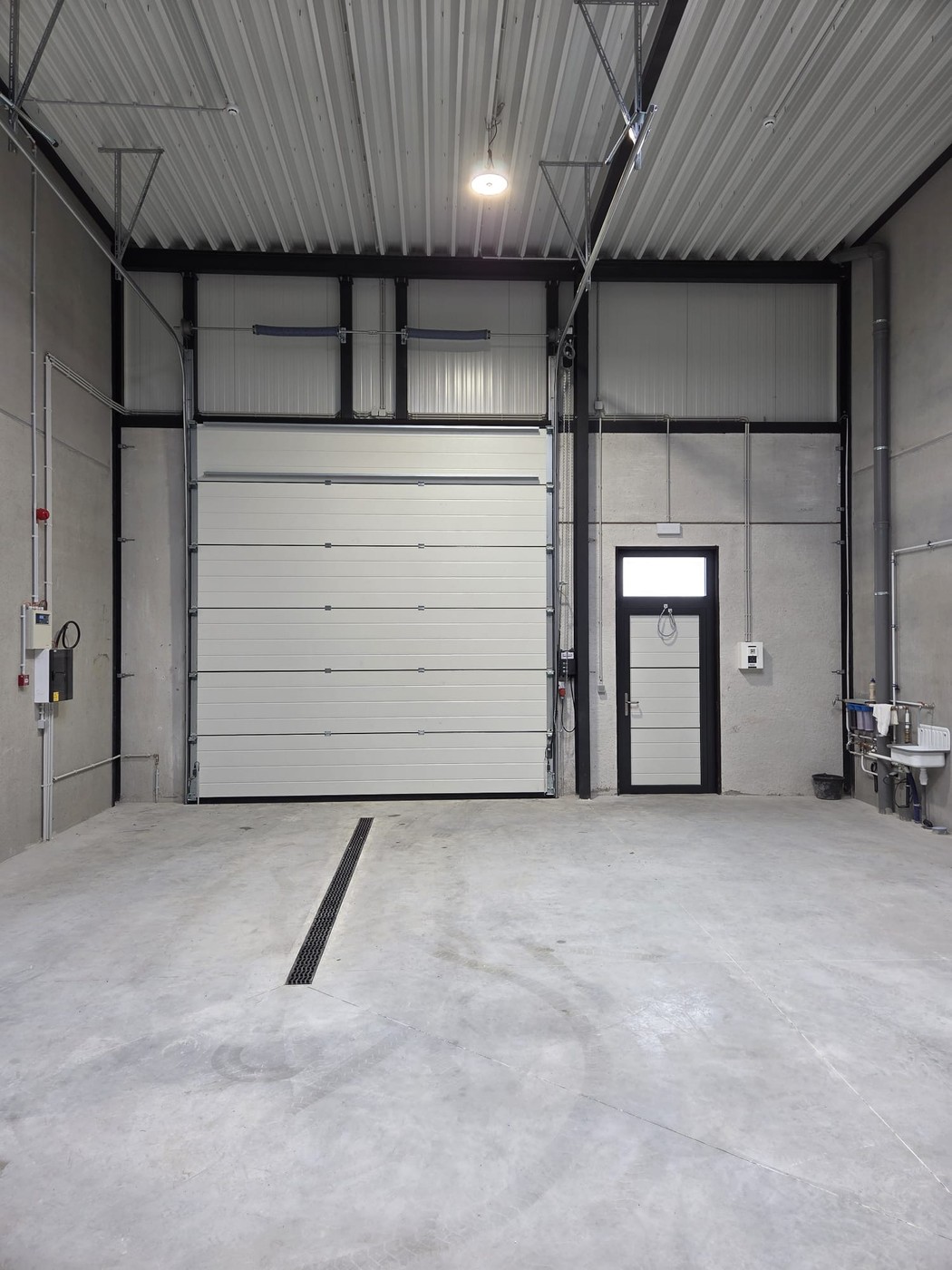Nieuwbouw KMO unit 130m2 + 2 parkeerplaatsen - volledig uitgerust - foto 5