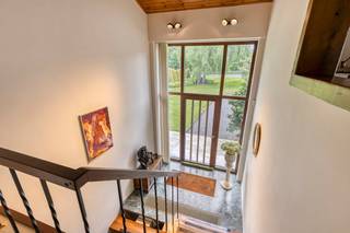 Located on the Elzeelsesteenweg, you can enjoy a rural view and an excellent southern orientation. You live here in peace with the rolling...