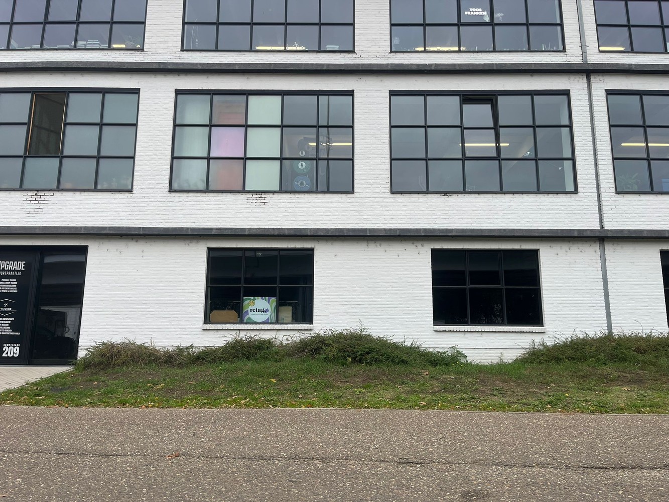 Commercial à louer à Mol - photo 4