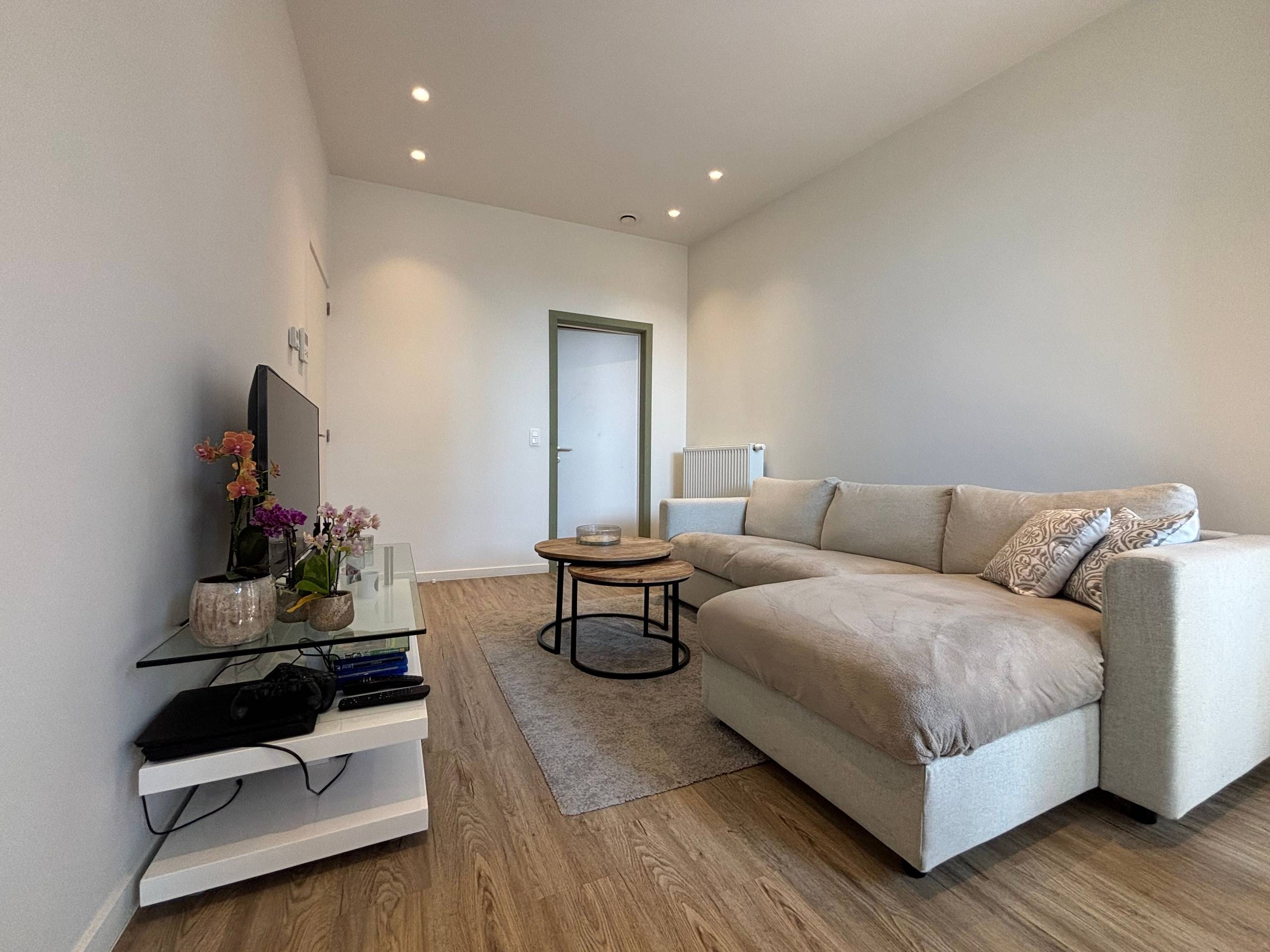 Modern gelijkvloers appartement met terras in centrum Zottegem - foto 4