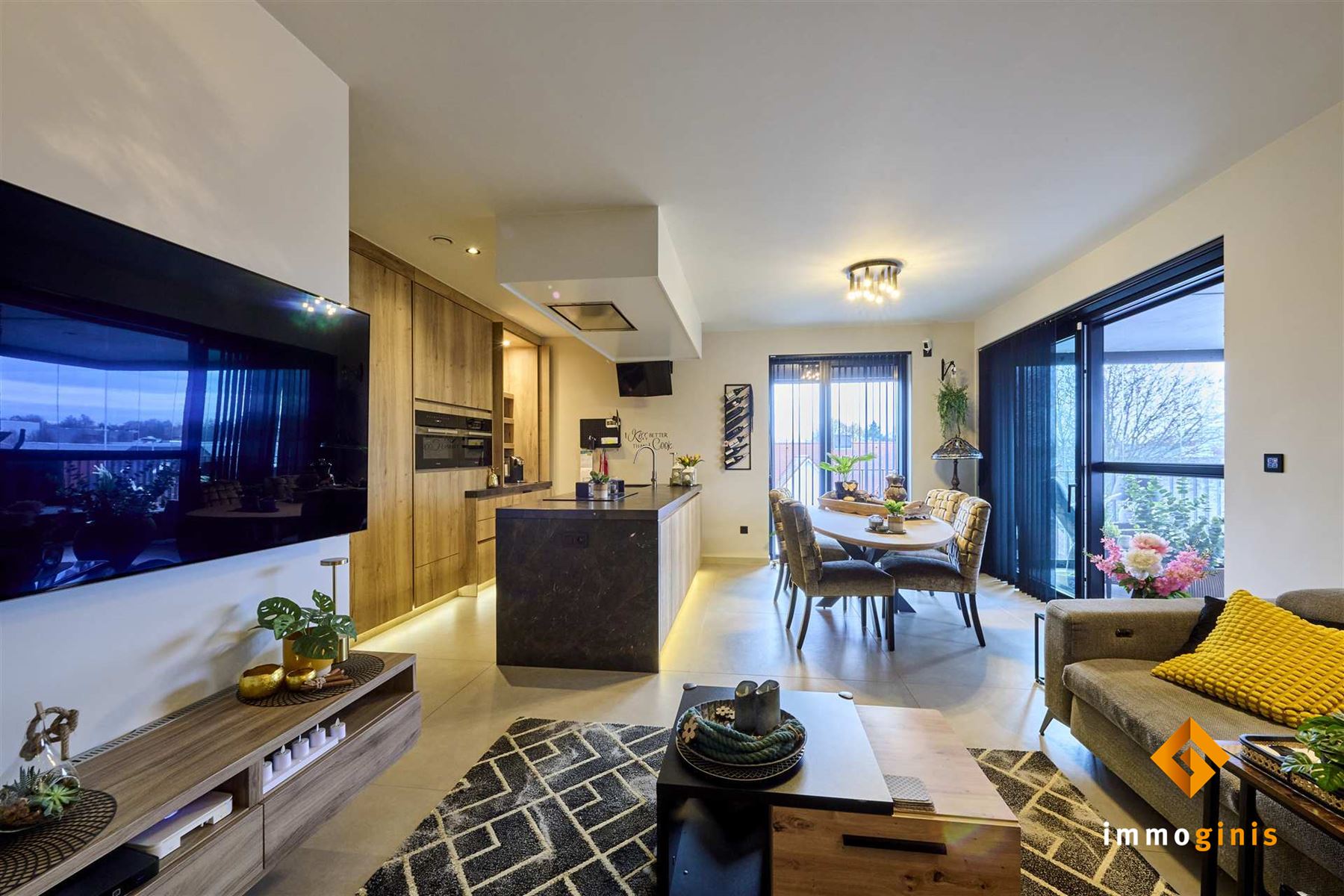 Luxueus 3-slaapkamerappartement met zéér ruim terras, gelegen op de 2e verdieping. - foto 3