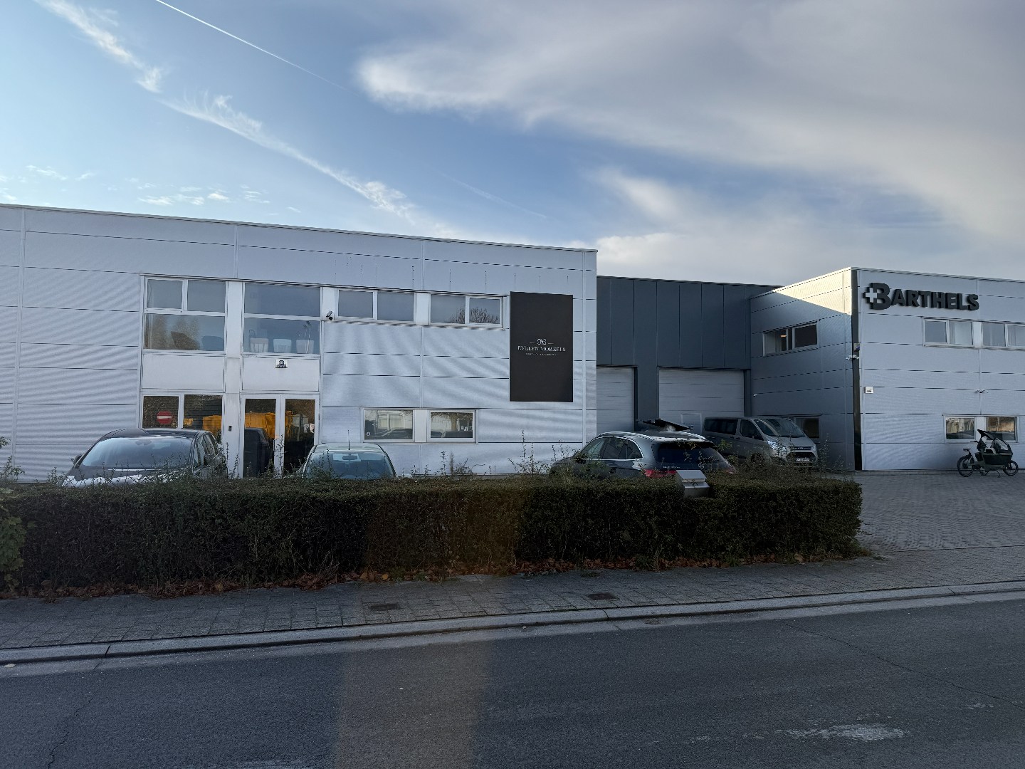 Top gelegen bedrijfsgebouw met super verbindingen - foto 3