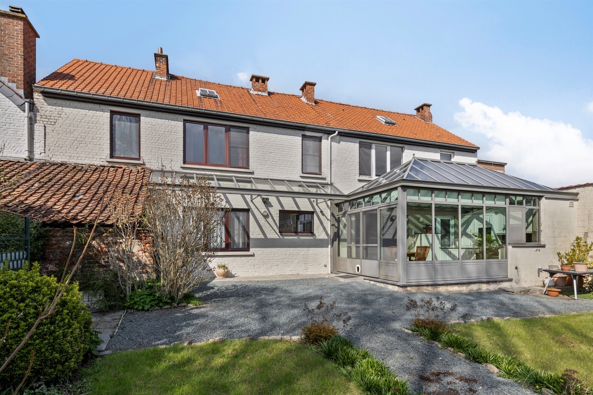 Ruime woning met veel mogelijkheden - foto 1