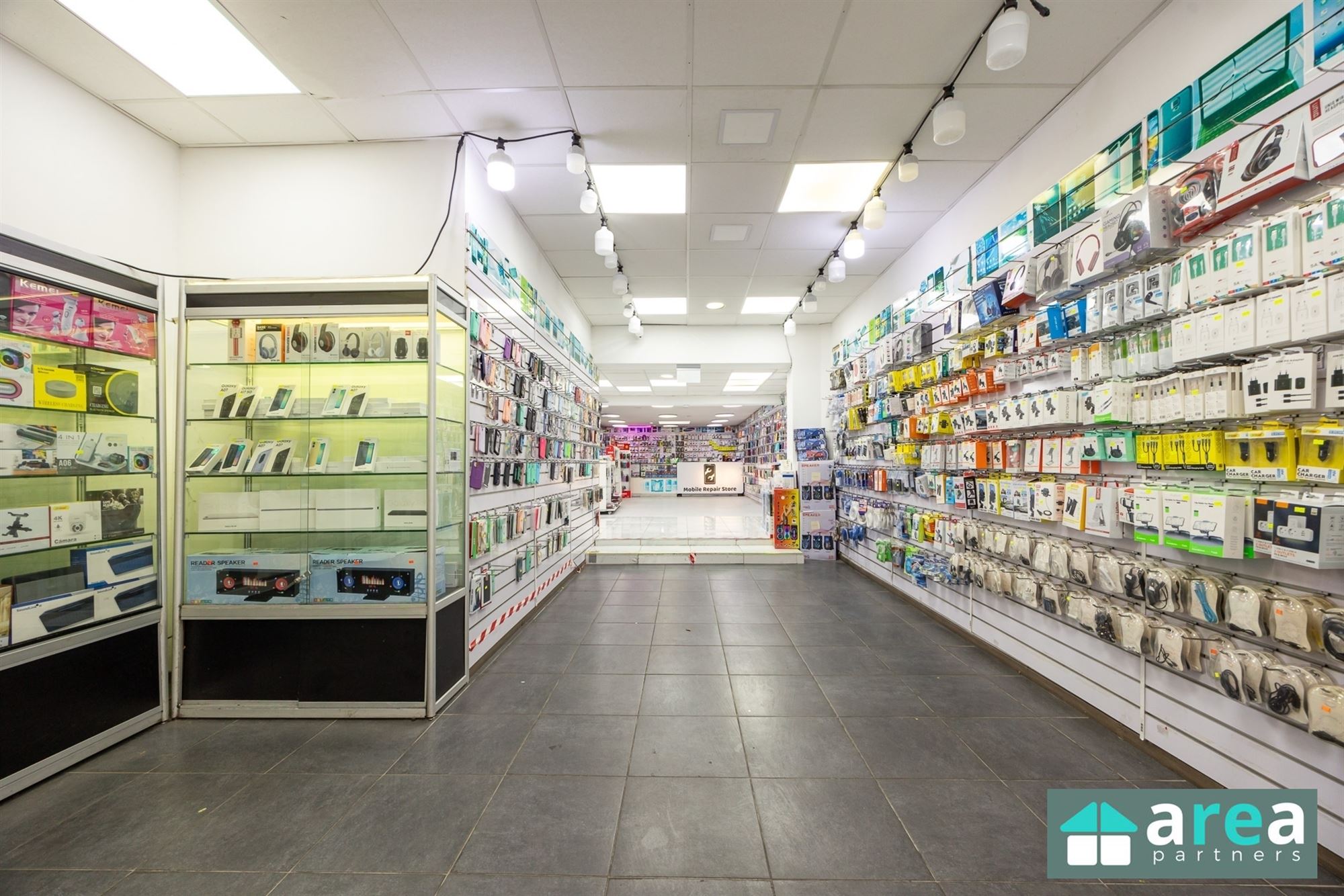 Goed gelegen verhuurd handelspand! - foto 4