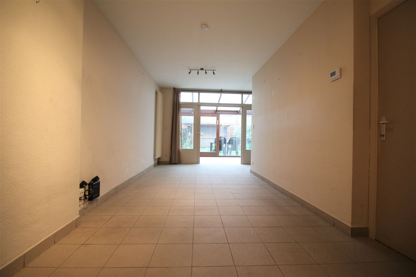 Gelijkvloersappartement met 1 slaapkamer en tuin in centrum Merksem - foto 2