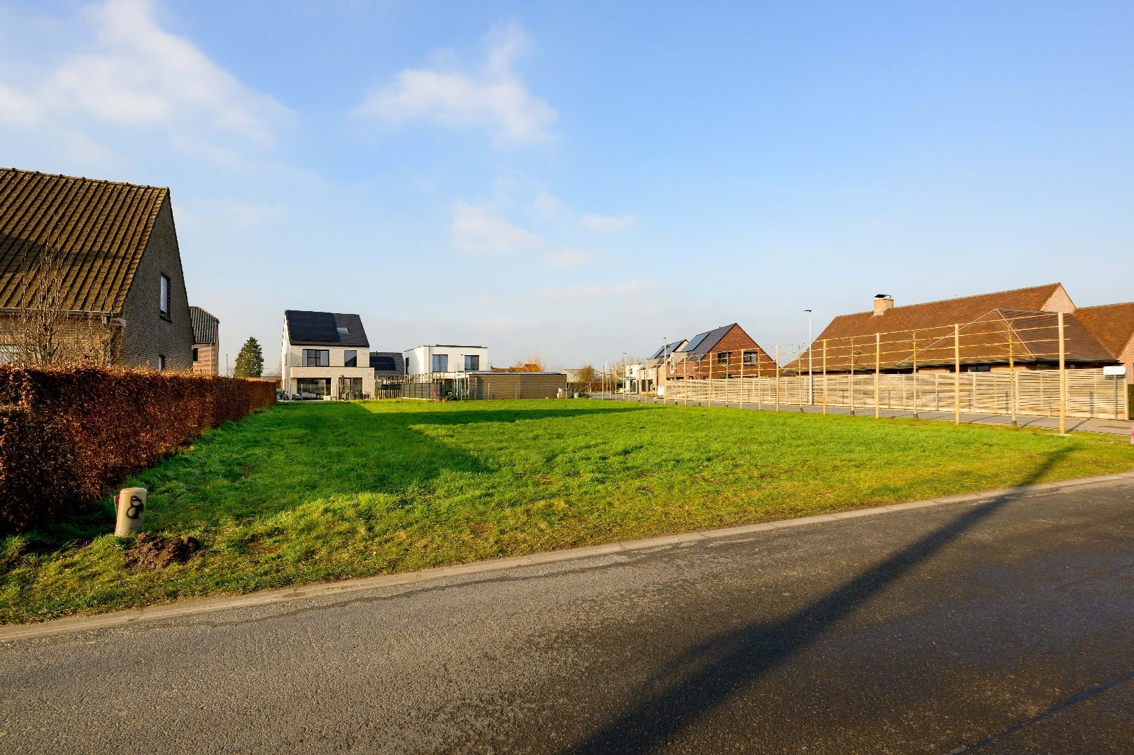 RUIM PERCEEL BOUWGROND 936 m² MET DIVERSE MOGELIJKHEDEN - foto 3