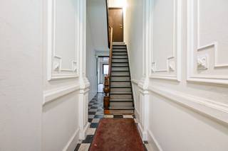 <strong>Interessante opbrengsteigendom met 6 woonunits op goede ligging te Antwerpen!</strong><br /><br />Op wandelafstand van Park Spoor Noord, in een brede gekasseide laan, bevindt zich deze building met aantrekkelijke gevel bestaande uit 6 studio's.<br />De studio's meten elk tussen de +/- 30m² en 36m².<br />De studio op de gelijkvloerse verdieping achteraan beschikt over een koertje.<br />Het gebouw is onderkelderd.<br /><br />Het eigendom wordt in zijn geheel aangeboden en beschikt over volgende specificaties:<br /><br />- Vijf studio's zijn vandaag verhuurd en geven met de marktwaarde van laatst beschikbare, een maandelijkse opbrengst van 2.853,69 EUR, wat een interessant nettorendement geeft.<br />- De huurcontracten zijn allen geregistreerd en in te kijken op kantoor na afspraak.<br />- Elektriciteit is conform en EPC certificaten zijn aanwezig, tevens in te kijken op kantoor na afspraak.<br />- Gevel + gemene delen geschilderd anno 2020<br />- Nieuwe voordeur geplaatst anno 2020<br />- Dak werd vernieuwd en geïsoleerd in 2021 met 10 jaar garantie.<br /><br />Interesse in dit opbrengsteigendom? Contacteer ons op nummer <strong>03 337 50 70</strong>, mail ons op<strong> info@vbvastgoed.be</strong> of surf naar <strong>www.vbvastgoed.be </strong>voor meer informatie.<br /> 