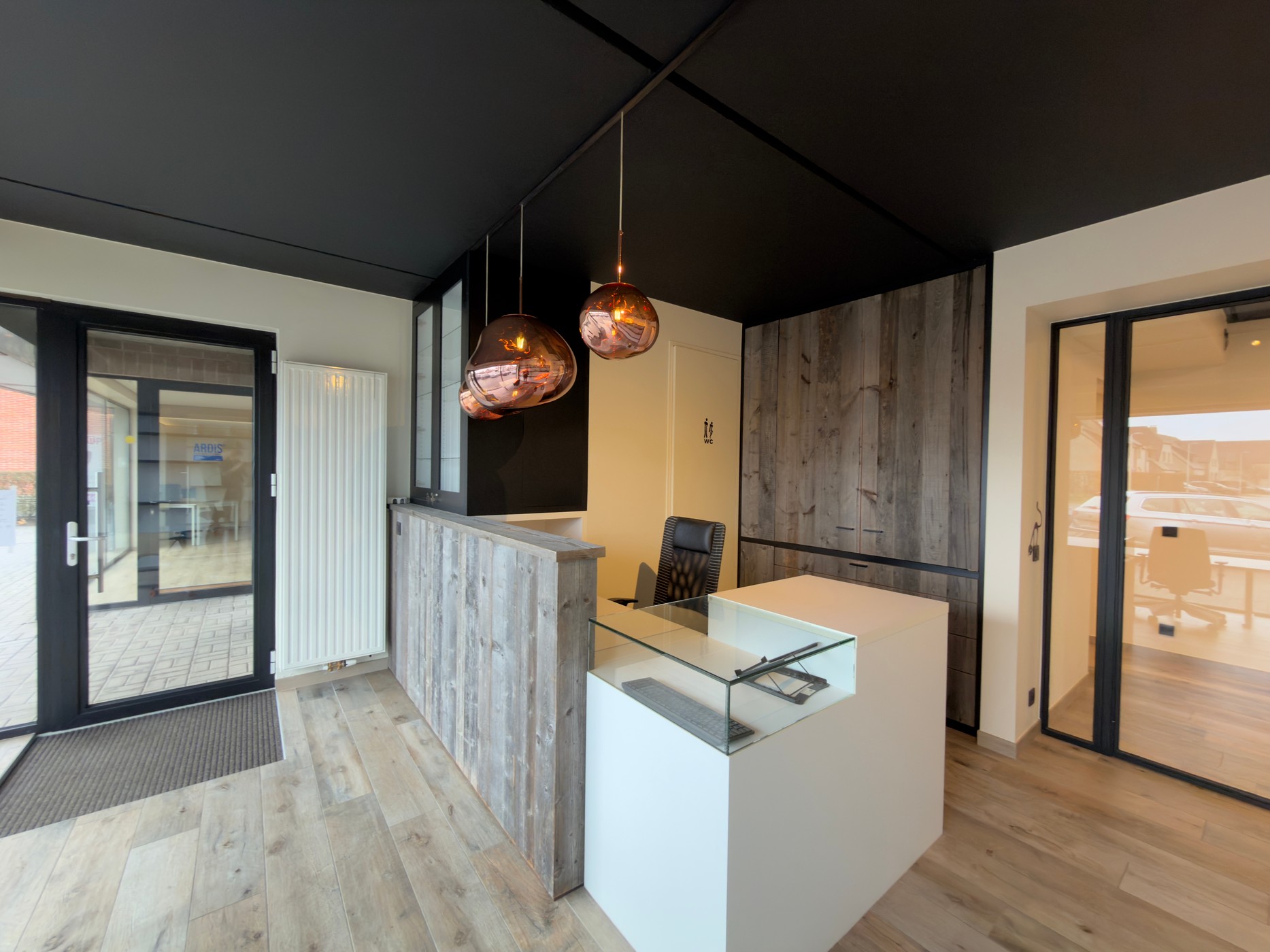 Handels-/kantoorruimte 135m² op toplocatie in Aalter - photo 2