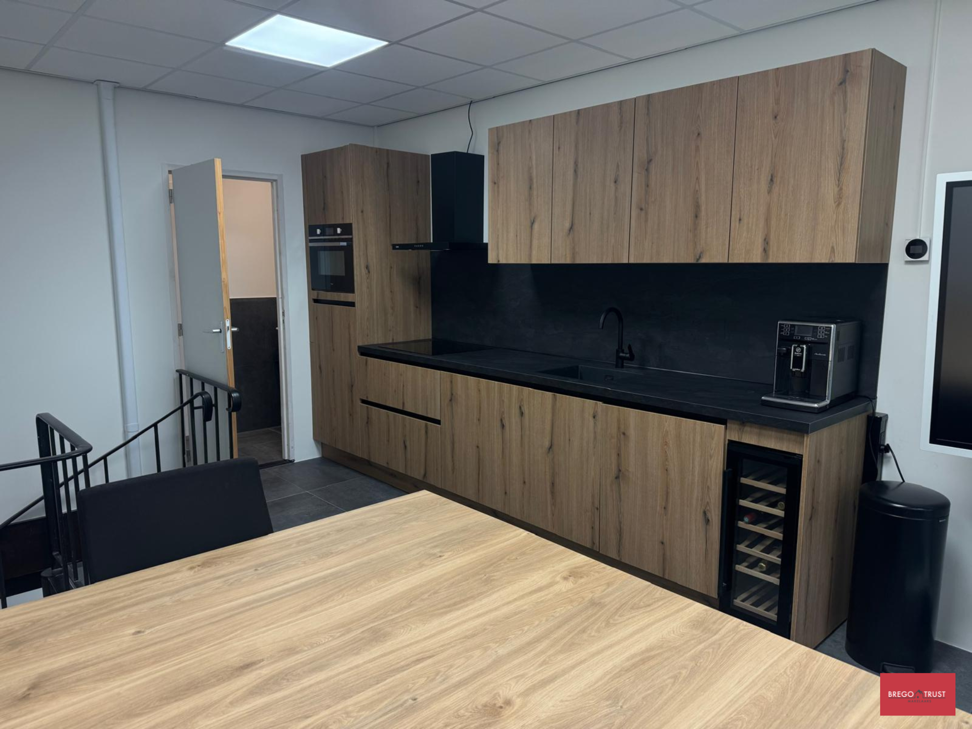 Recent gerenoveerde kantoorruimte - foto 4