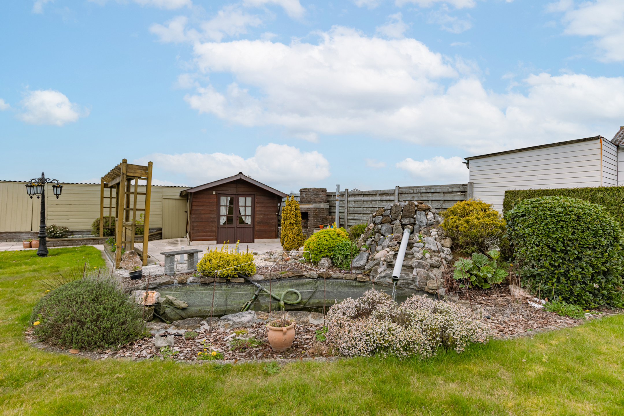 Bungalow met tuin, veranda en open zicht in Aartrijke - foto 2