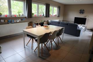 Ruim en aangenaam 2-slaapkamerappartement gelegen te Landen, vlakbij E40, centrum en treinstation. Geïnstalleerde open keuken met aansluitend...