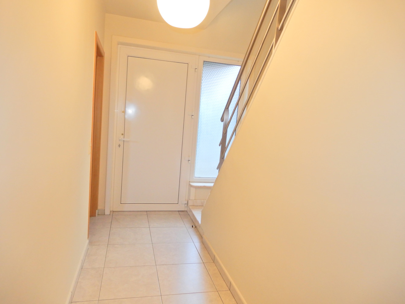 Ruime woning te Meulebeke/Tielt. - foto 4