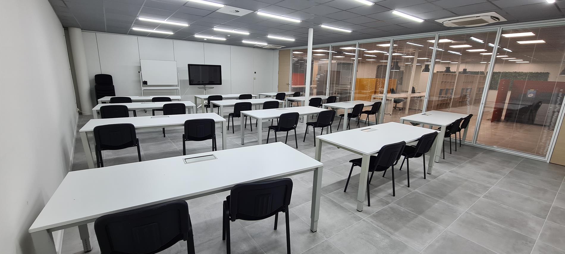 Uw gemeubeld kantoor in Mol. - foto 2