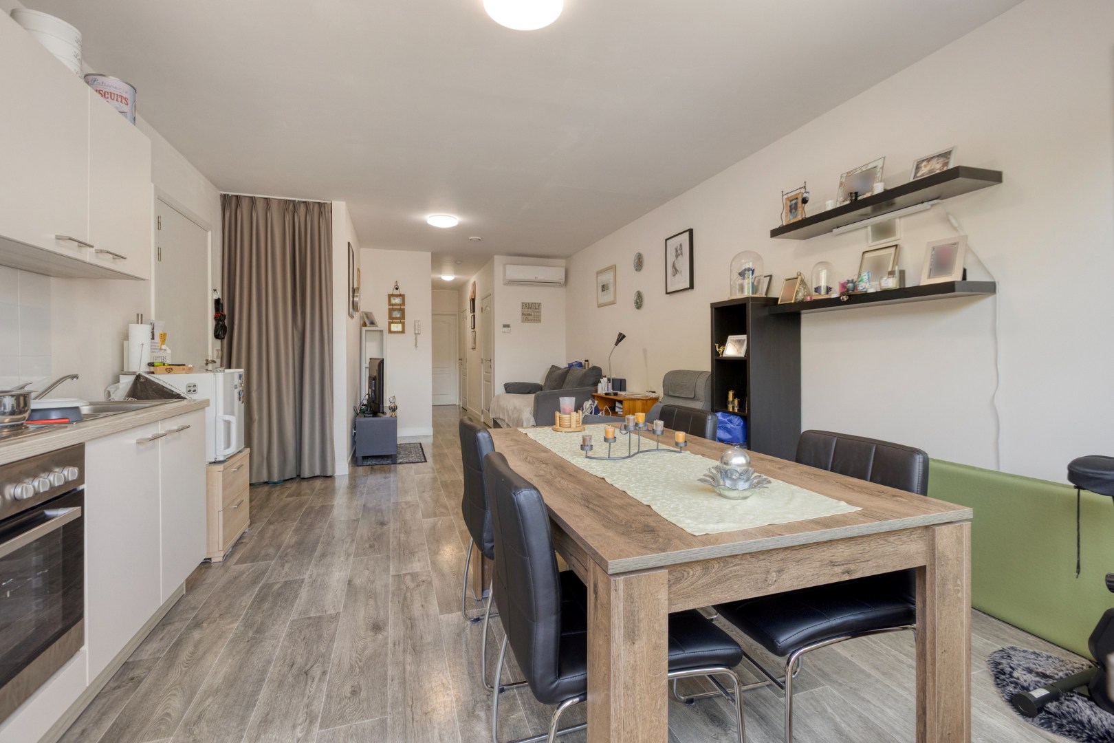 KIJKMOMENT | Gelijkvloers appartement met 1 SLPK en terras in het centrum van Mol ! - foto 2