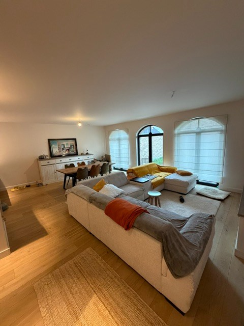 Prachtig exclusief recent BEN app met 2 slpks, terras en overdekte carport. - foto 5