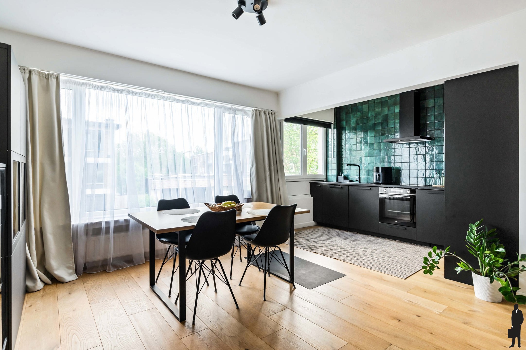 Luxueus gerenoveerd app. met 2 ruime slpk in de Elsdonkwijk - foto 2
