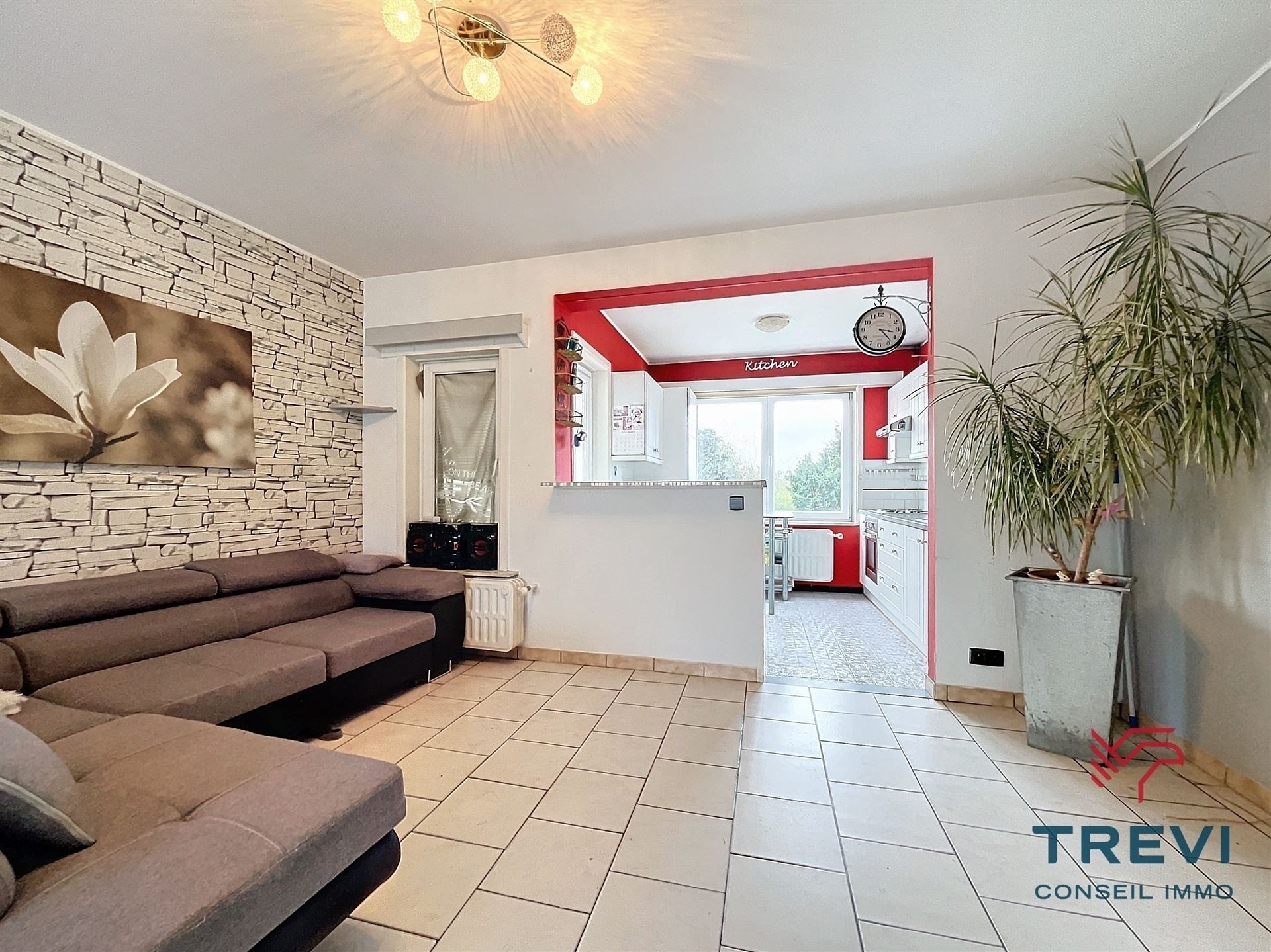 Mooi huis met tuin en garage - foto 5