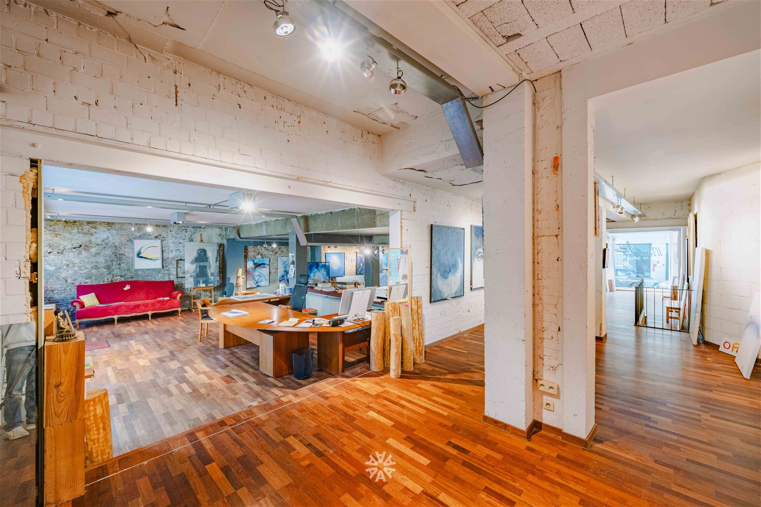 Uitzonderlijk handelspand met 4 studentenkamers en tuin op unieke ligging in Gent - foto 4