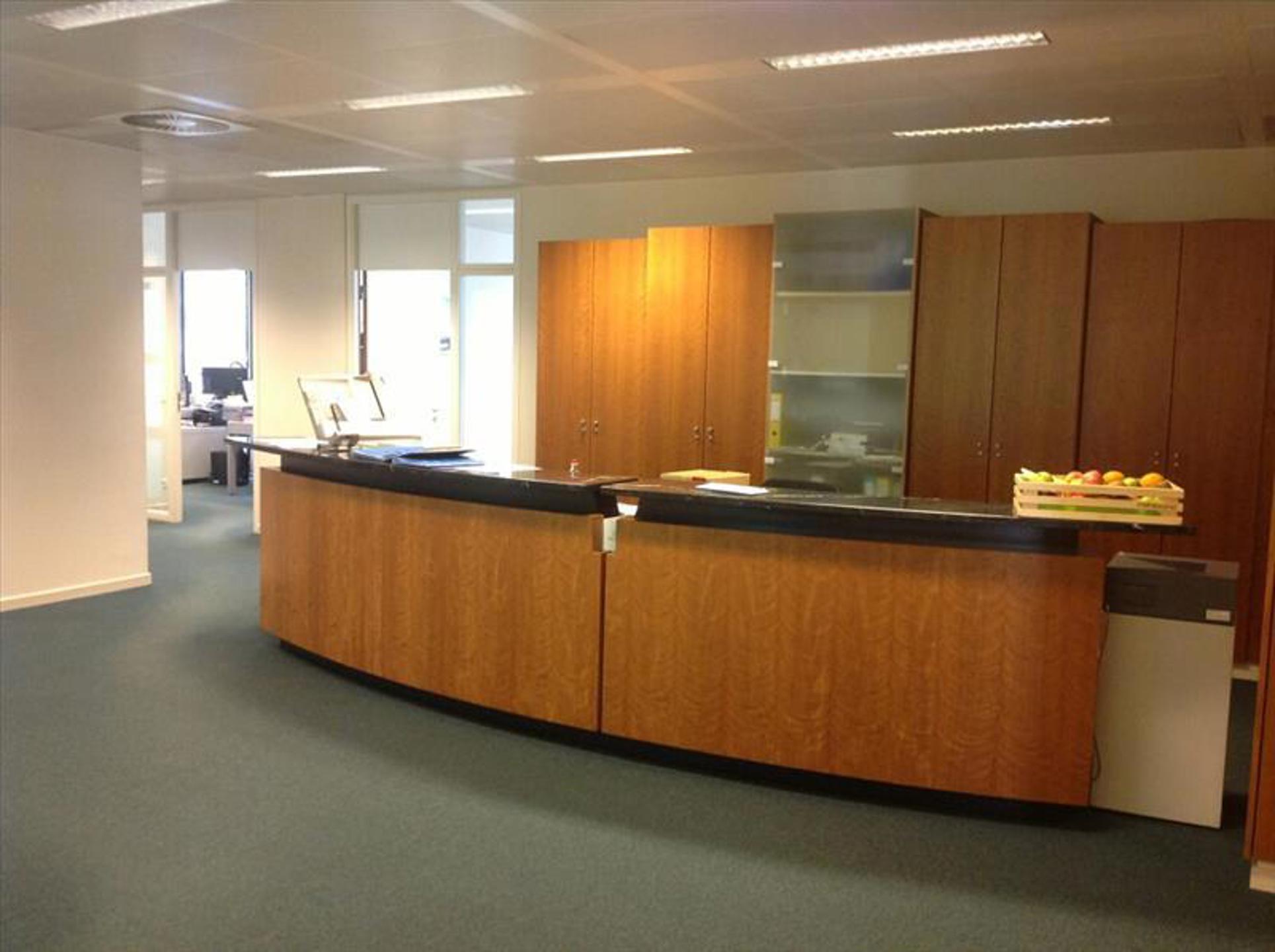Commercial for rent in Brussels - photo 3
