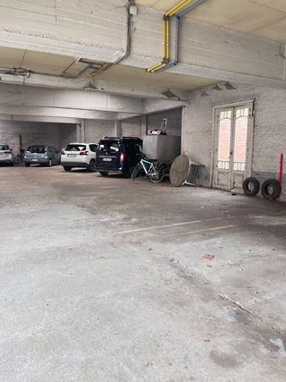 Garage à vendre à Lierre