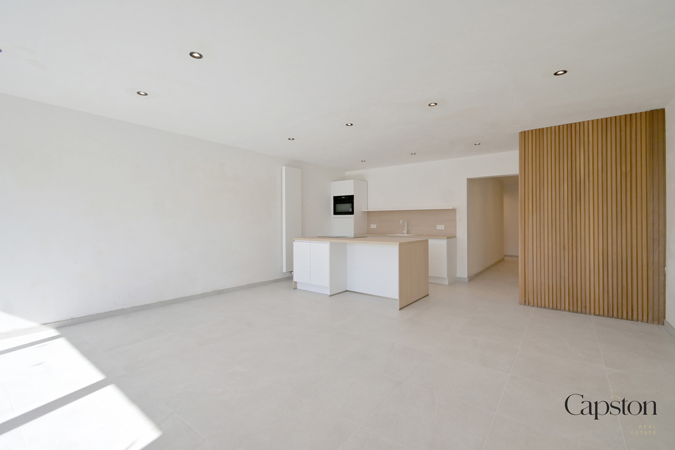 GELIJKVLOERS app te koop met  tuin en 2 slaapkamers! - foto 4
