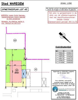 Bouwgrond te koop voor een open bebouwing met totale oppervlakte van 361m² en die zuidwestelijk gericht is. De grond ligt op het einde van een doodlopende straat in een groene omgeving De grond is onmiddellijk bouwklaar. Vrij van aannemer en zonder enige bouwverplichting. Stedenbouwkundige voorschriften beschikbaar op aanvraag. Voor inlichtingen contacteer Vincent Sohier op het nummer 0475/98.89.02. of vincent.sohier@durabrik.be