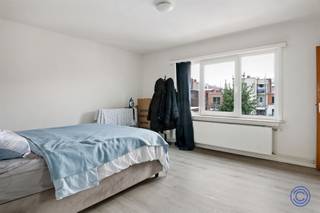 Informatie appartementDit is een echte buitenkans! Welkom in dit instapklaar appartement op de 1ste verdieping van een kleinschalig gebouw, gelegen...