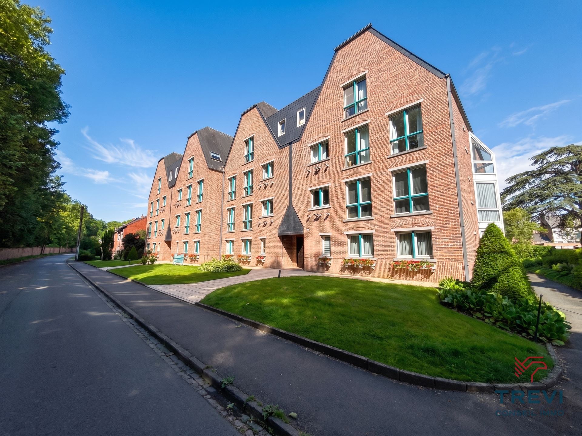 Apartment for rent in Enghien