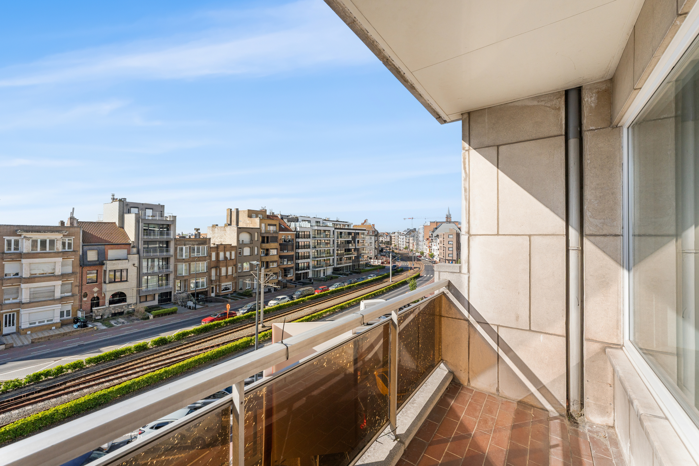 Ruim appartement met zonneterras te koop in Blankenberge! - foto 3