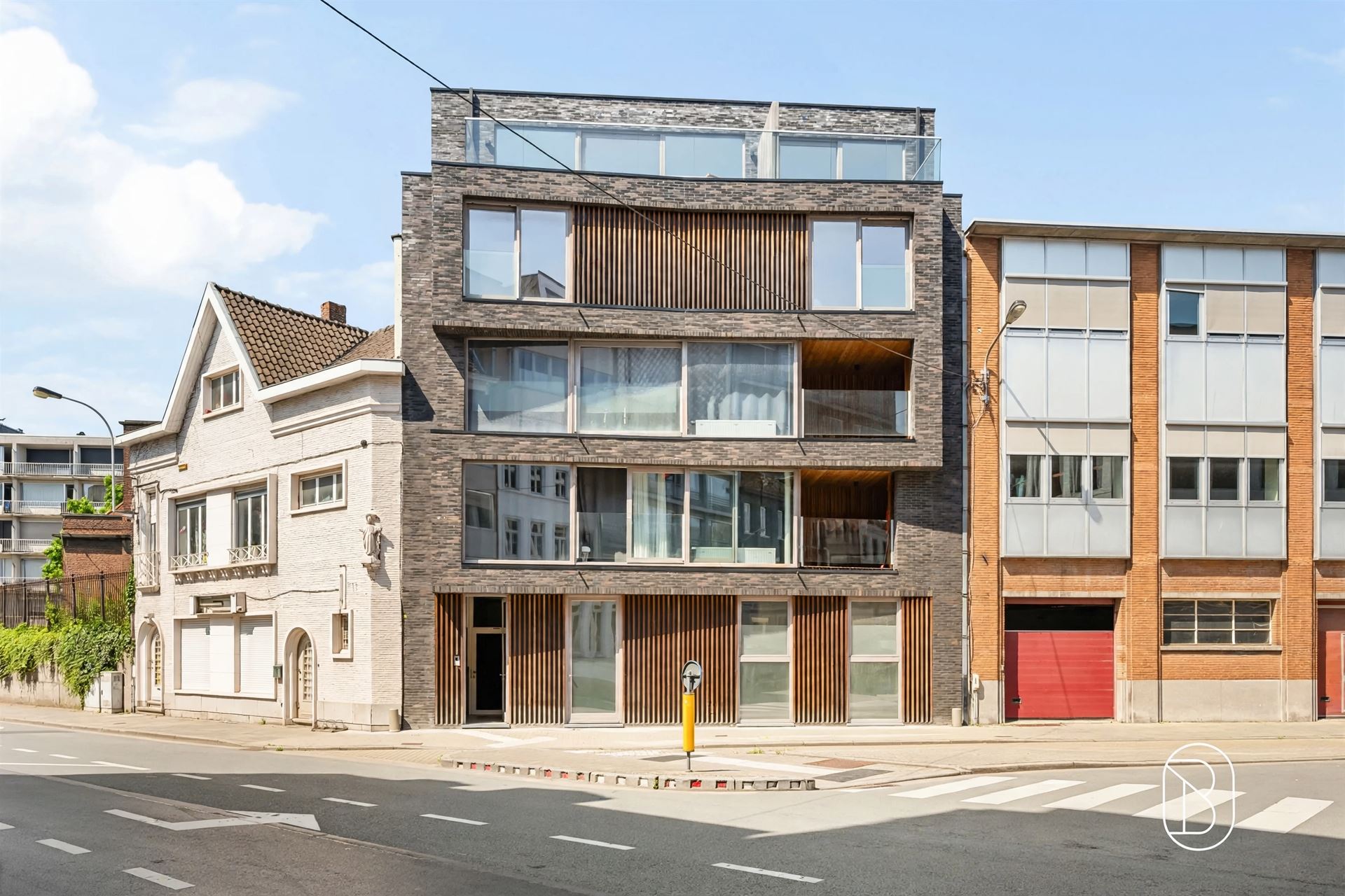 Kwalitatief 2-slaapkamerappartement met terras in Kortrijk - foto 2