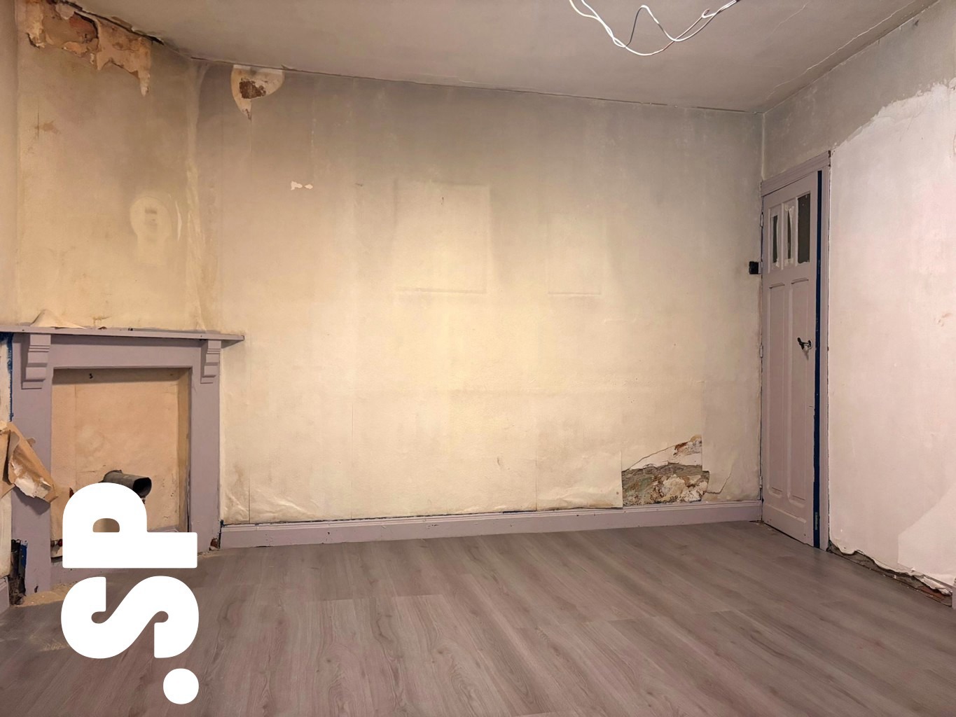 Ruim gelijkvloers handelspand met verschillende mogelijkheden nabij het centrum van Geel. - foto 5