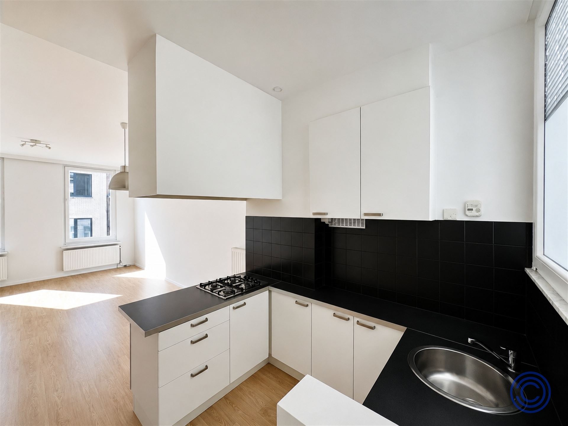 Apartment for rent in Antwerp with 1 bedroom - photo 3