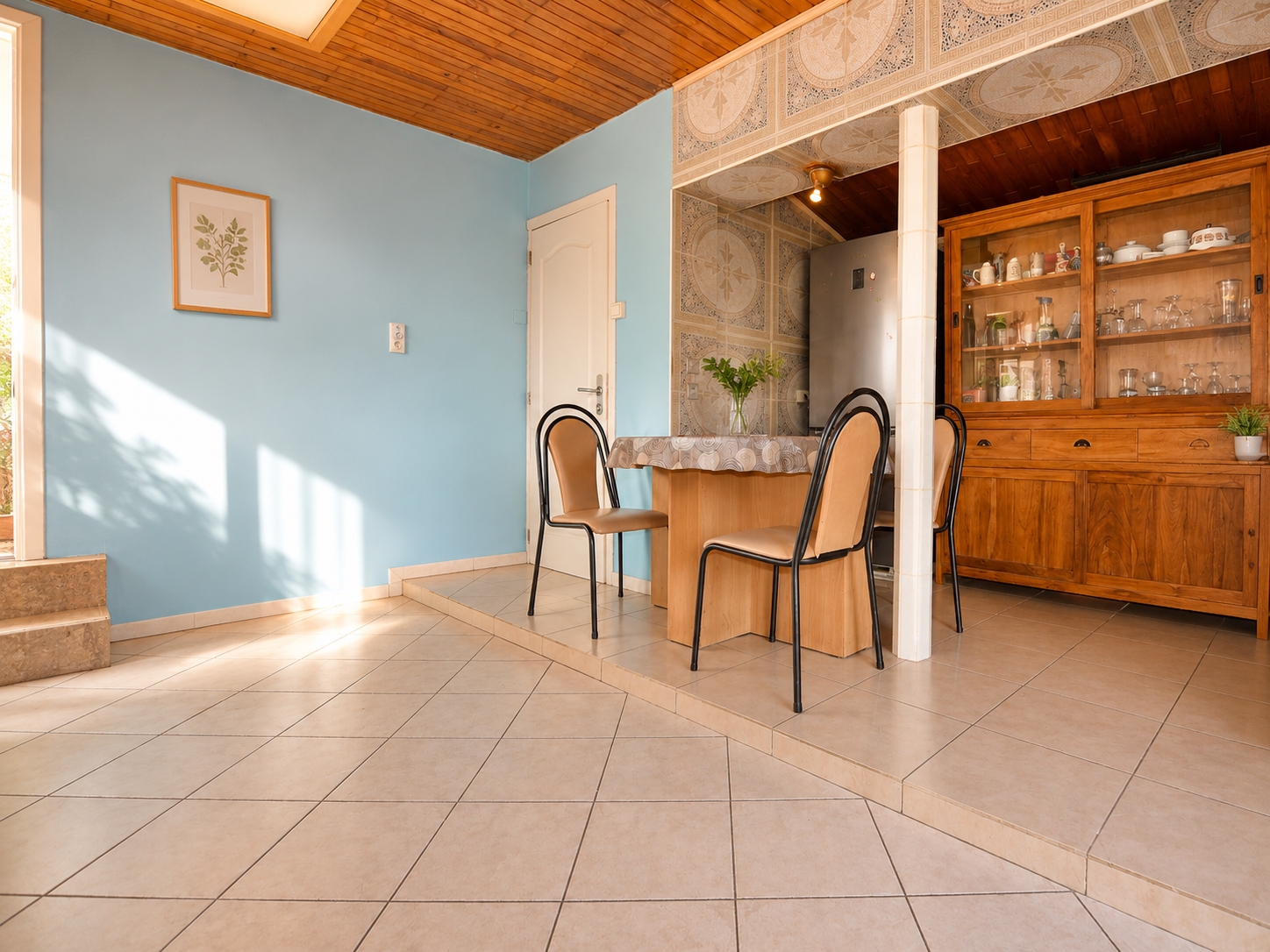 Halfopen charmante woning met 3 slpk, 2 badkamers en stadstuintje voor 279.000 EUR - foto 5