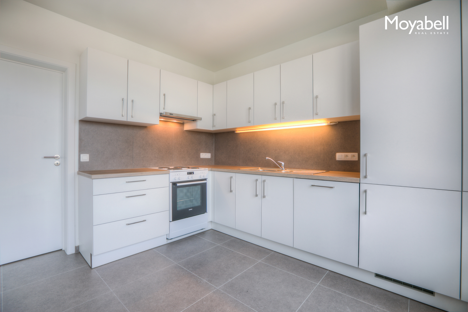 Centraal gelegen 2 slaapkamerappartement in het centrum van het Meetjesland  - foto 3